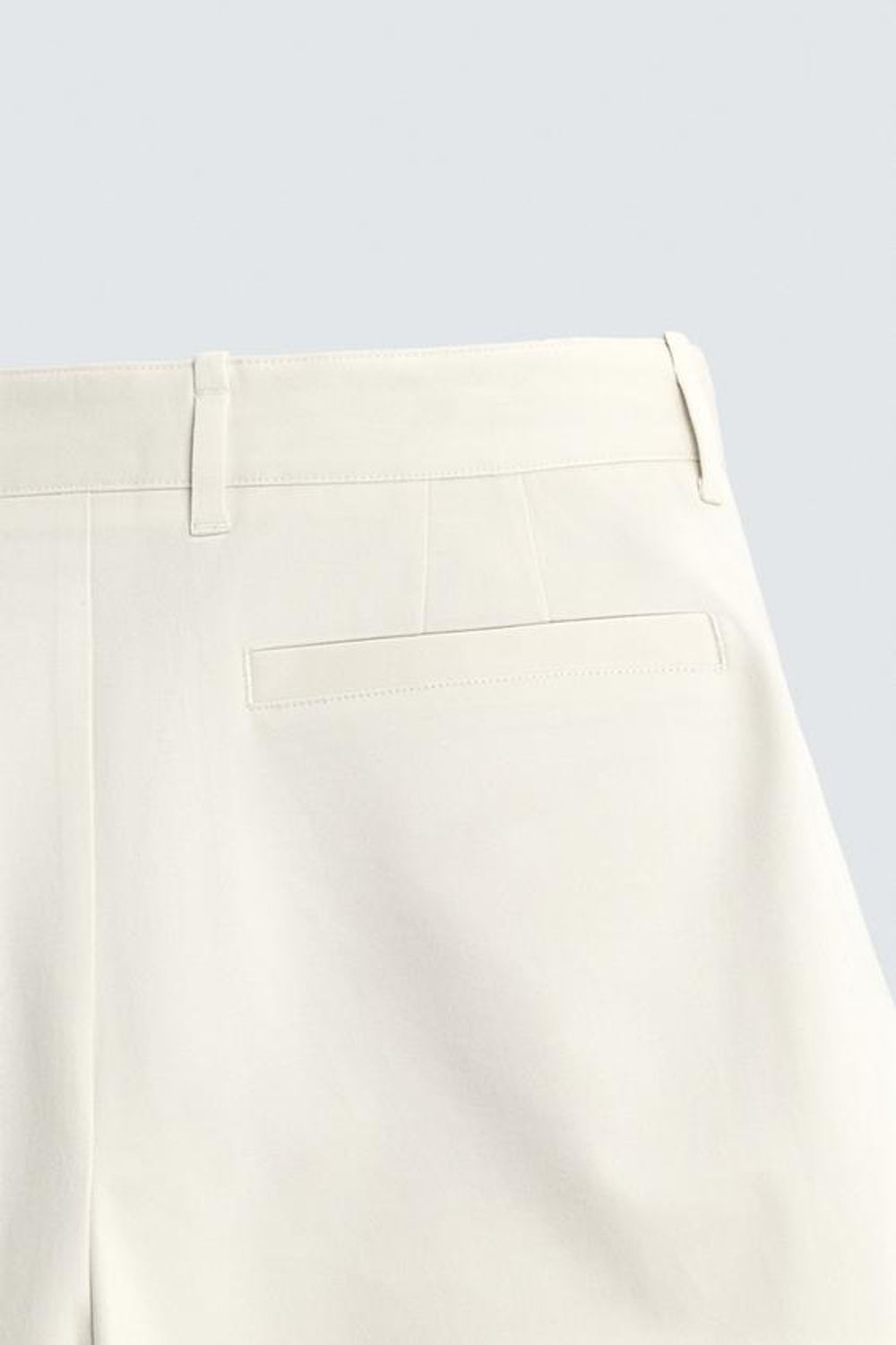 ZARA ШОРТЫ WIDE FIT С ЗАЩИПАМИ, ЖЕЛТОВАТО-БЕЛЫЙ