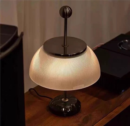 Table design lamp Alfa by Artemide