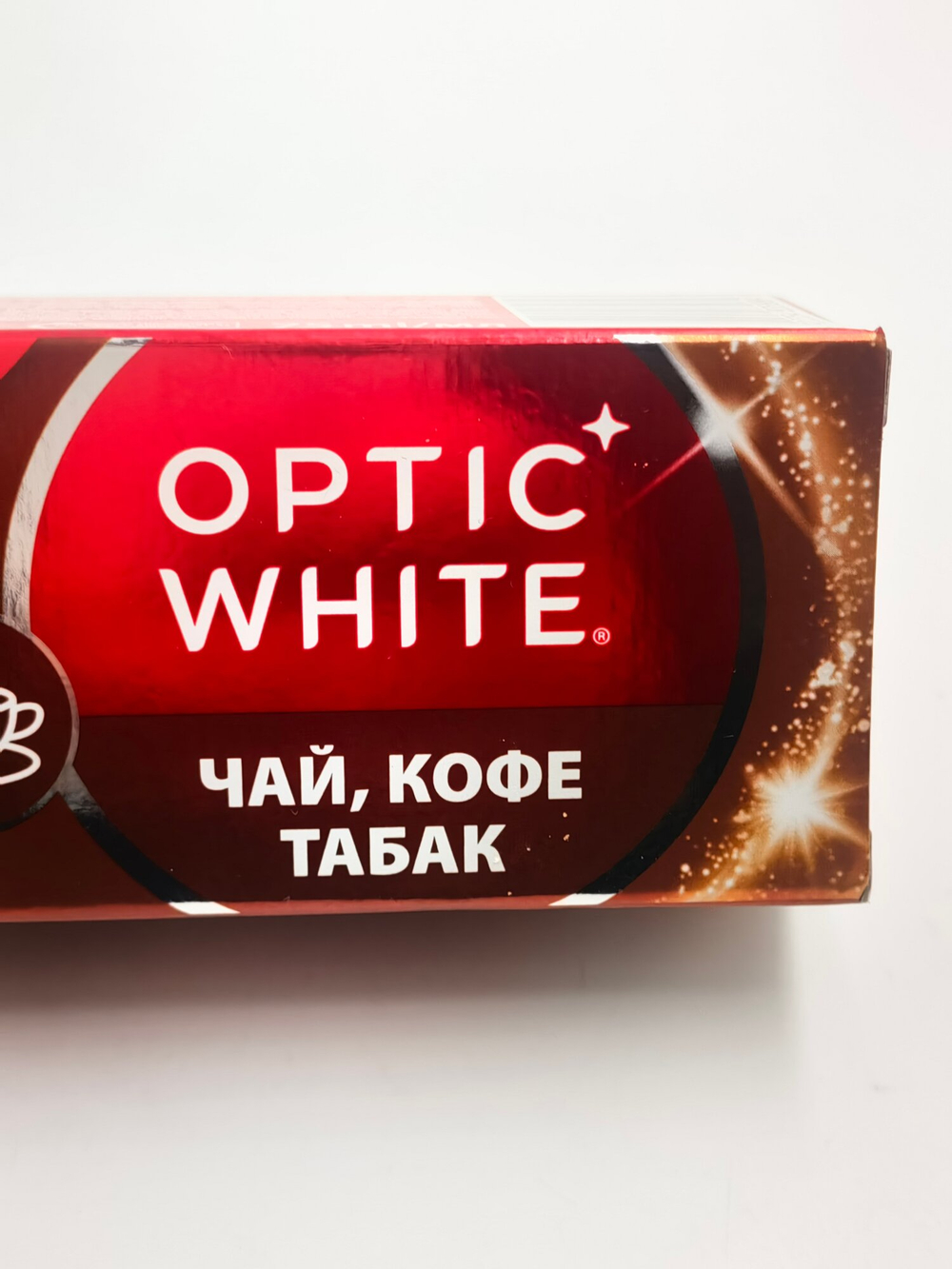 Colgate Optic White Отбеливающая зубная паста для любителей кофе, чая и табака 75 мл