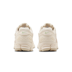 Nike Zoom Vomero 5 WMNS Sail Light Orewood Brown
