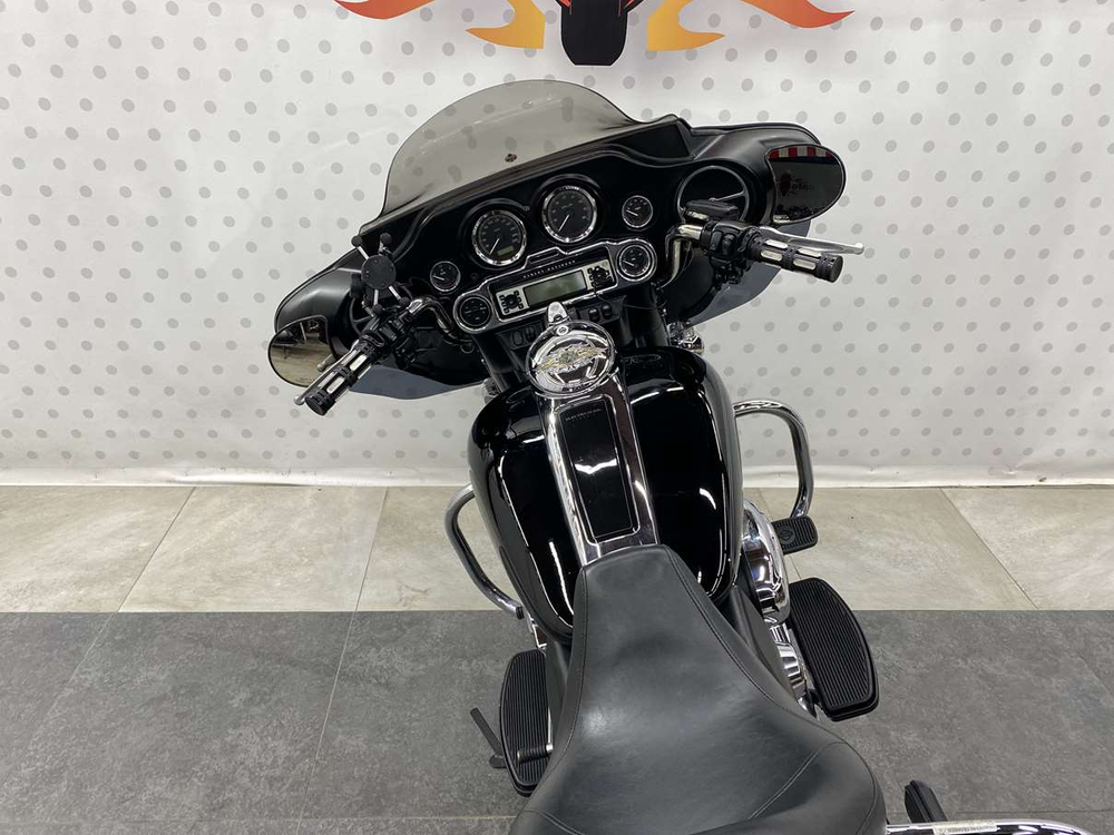 Harley-Davidson Electra Glide FLHTC1580 , 2009