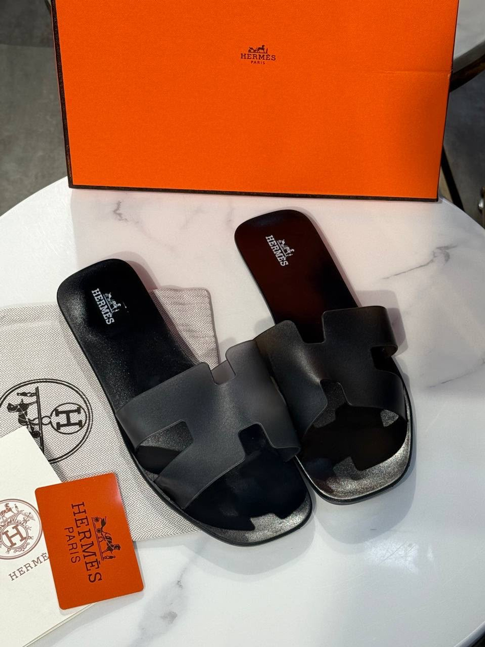 Шлепанцы Hermes