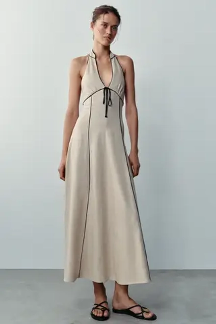 ZARA ЛЬНЯНОЕ ПЛАТЬЕ С КОНТРАСТНОЙ ОТДЕЛКОЙ, СВЕТЛО-БЕЖЕВЫЙ