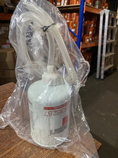 Фильтр топливный Fleetguard FS36257