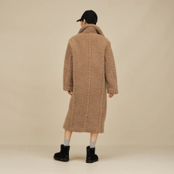 UGG Длинное плюшевое пальто Gertrude, песочный