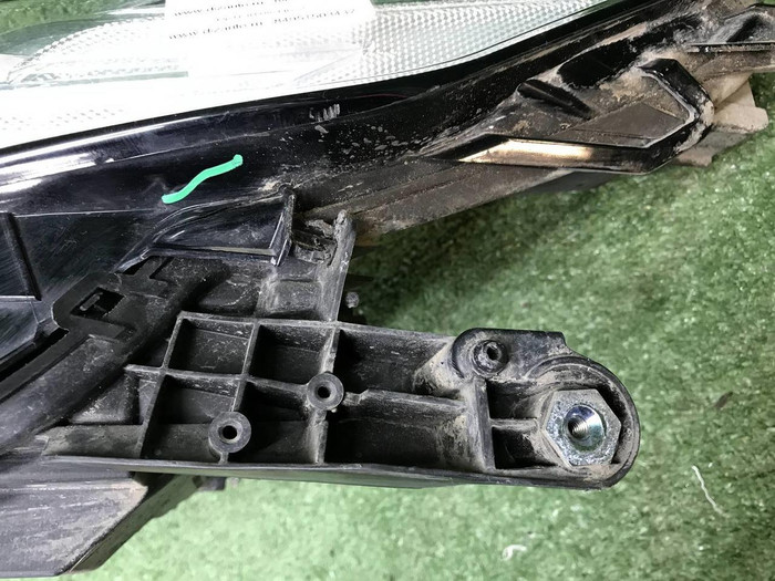 Фара левая Toyota Camry xv70 (2020-н.в.) LED