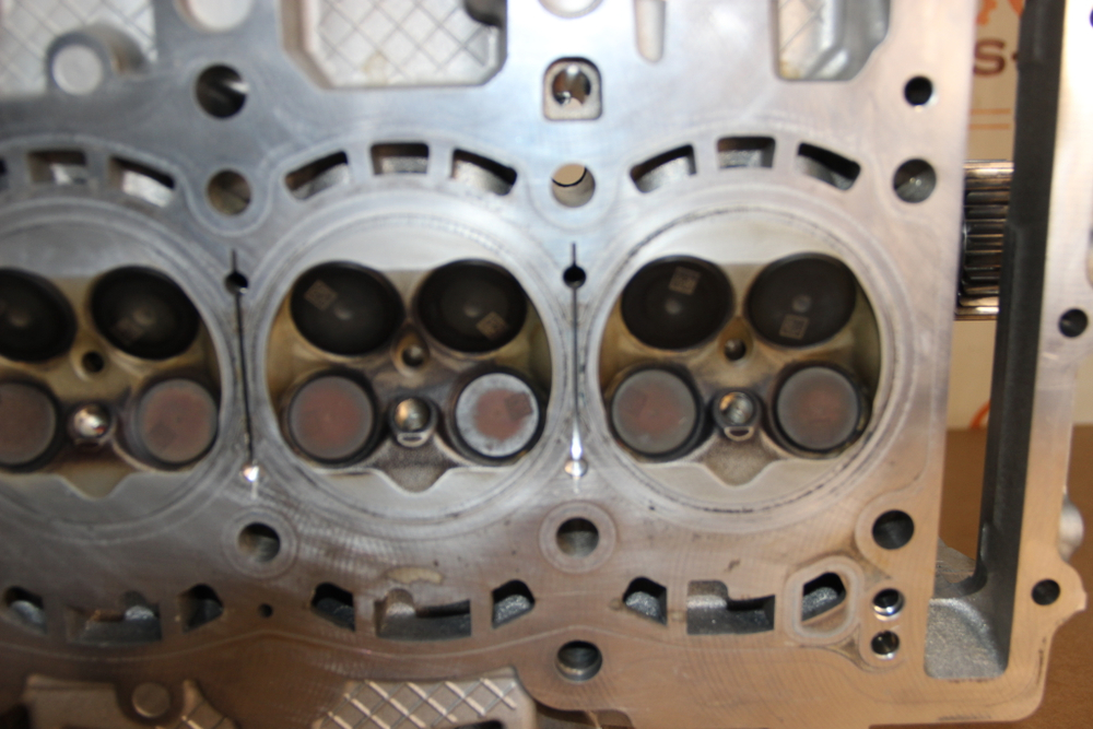 Головка блока цилиндров Mercedes-Benz M254.915 A2540102500