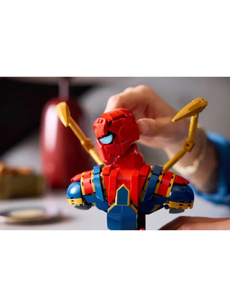 Конструктор Marvel 76326 Бюст Железного Человека-паука