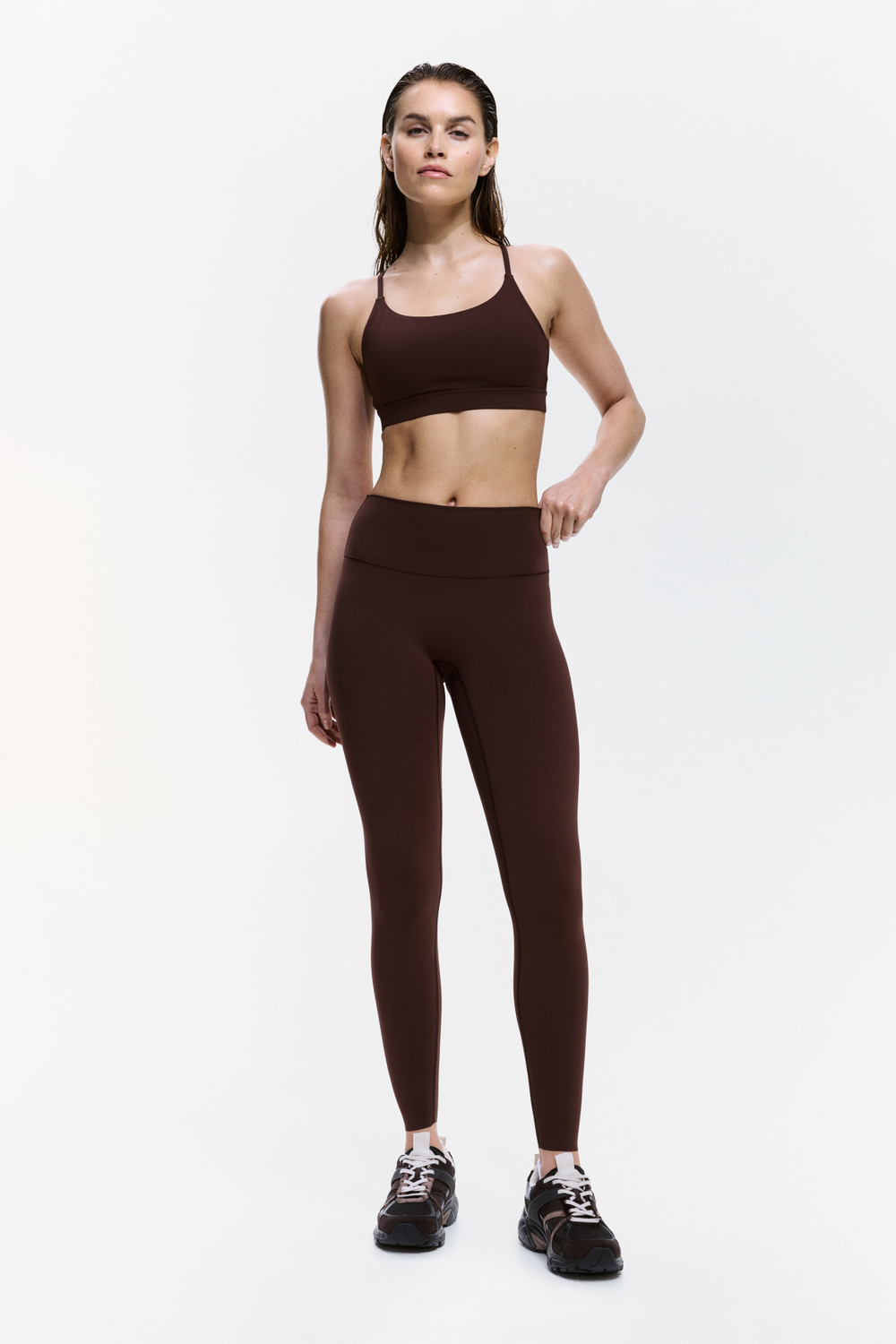 Спортивные леггинсы SculptMove™ с высокой посадкой - H&M
