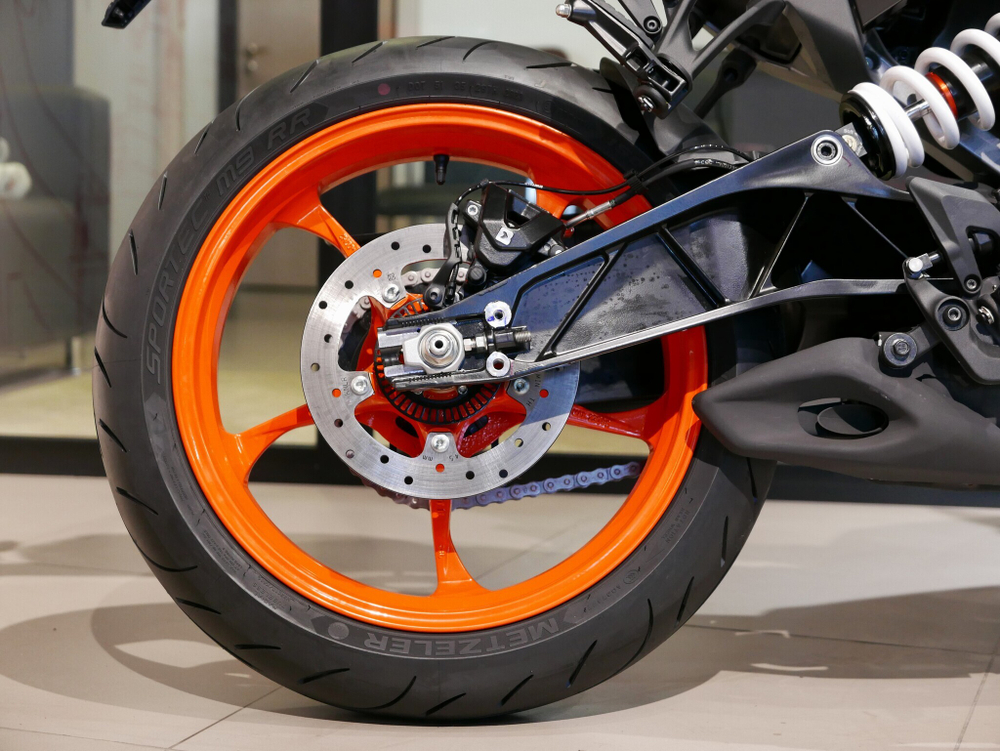 KTM 390 Duke, 2024