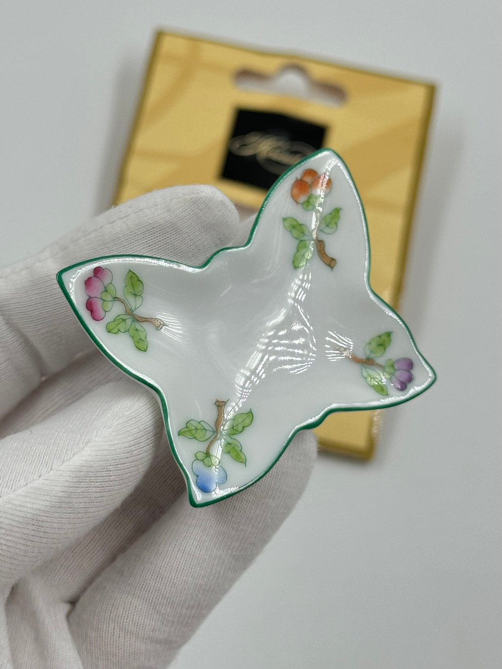 Миниатюрная декоративная тарелочка Herend