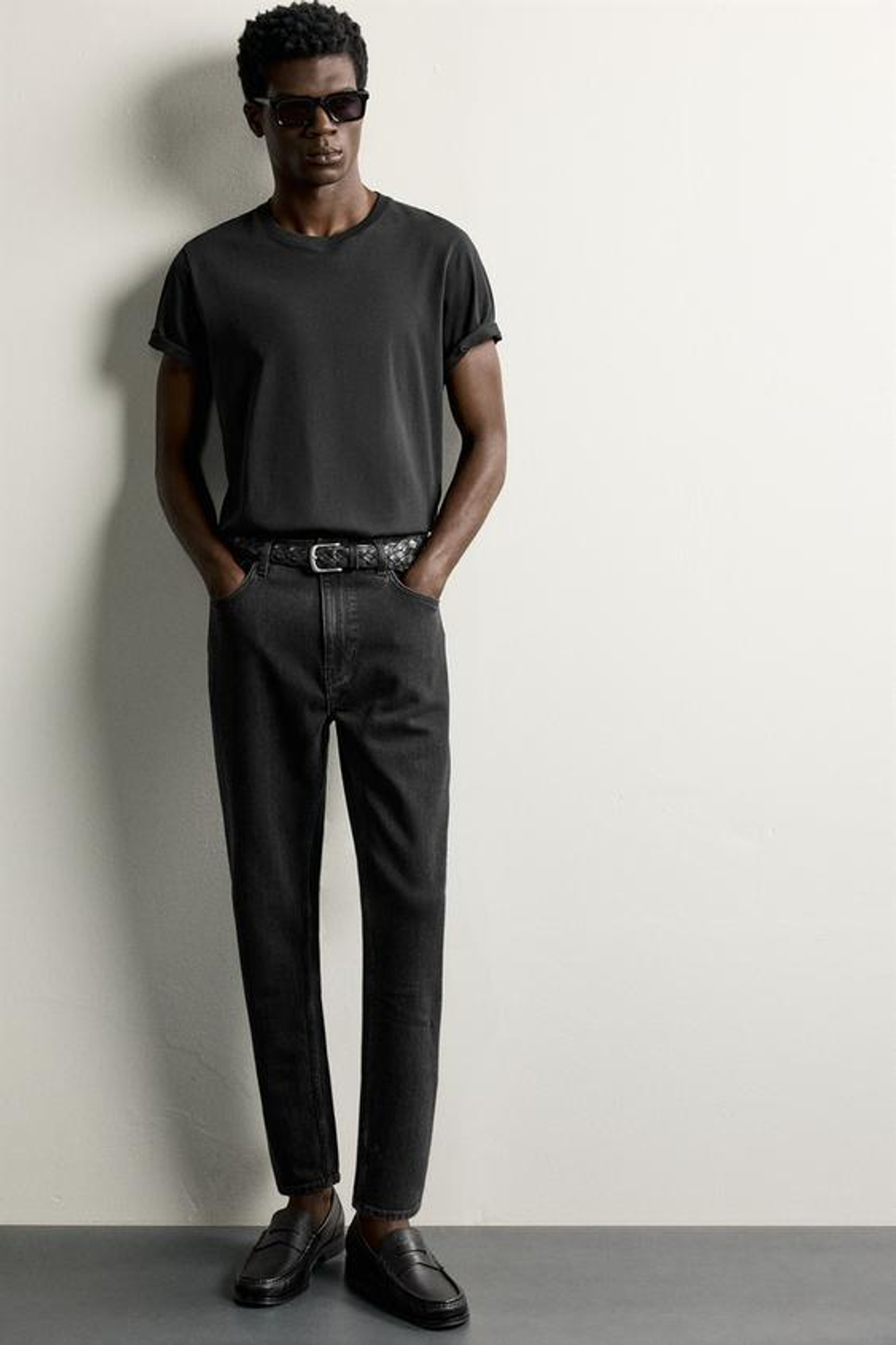 ZARA УКОРОЧЕННЫЕ ДЖИНСЫ SLIM FIT, ЧЕРНЫЙ