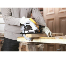 Дисковая пила DEWALT DWE560, 1350 Вт, 184 мм, 5500 об/мин (DWE560-QS)