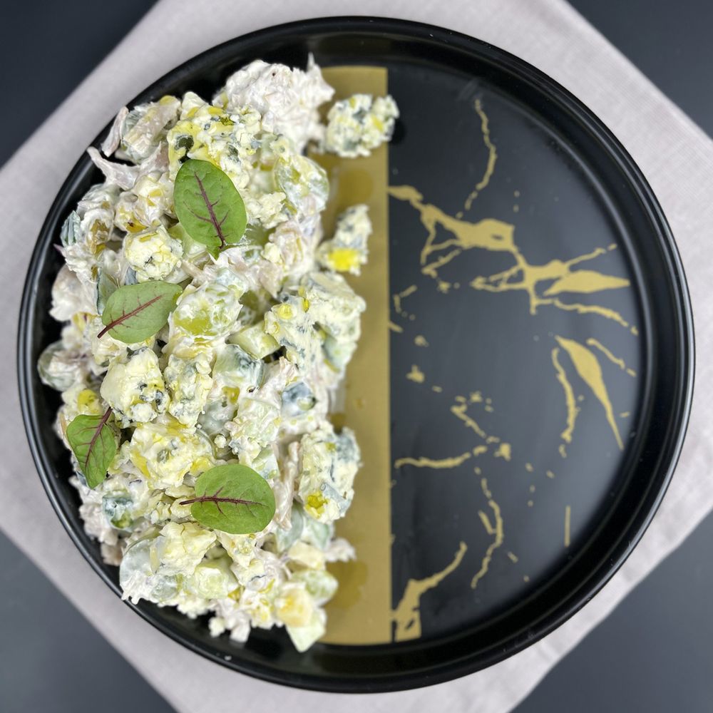 Салат с индейкой и сыром Дор Блю