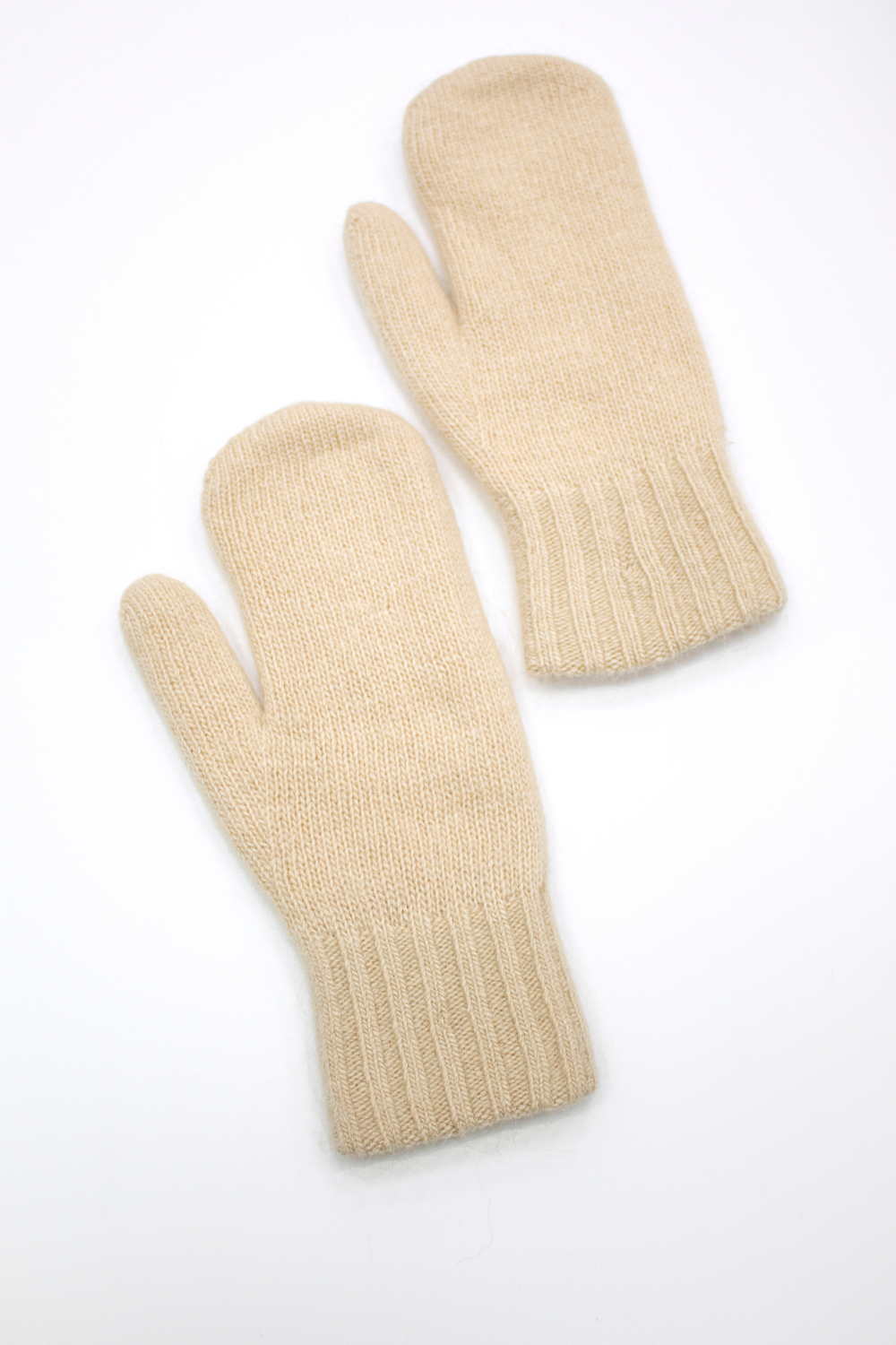 Варежки В417-08 бежевые