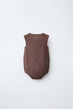 ZARA ФАКТУРНЫЙ КОМБИНЕЗОН С ЗАПÁХОМ, КОРИЧНЕВЫЙ