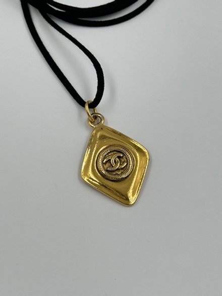 Кулон Chanel