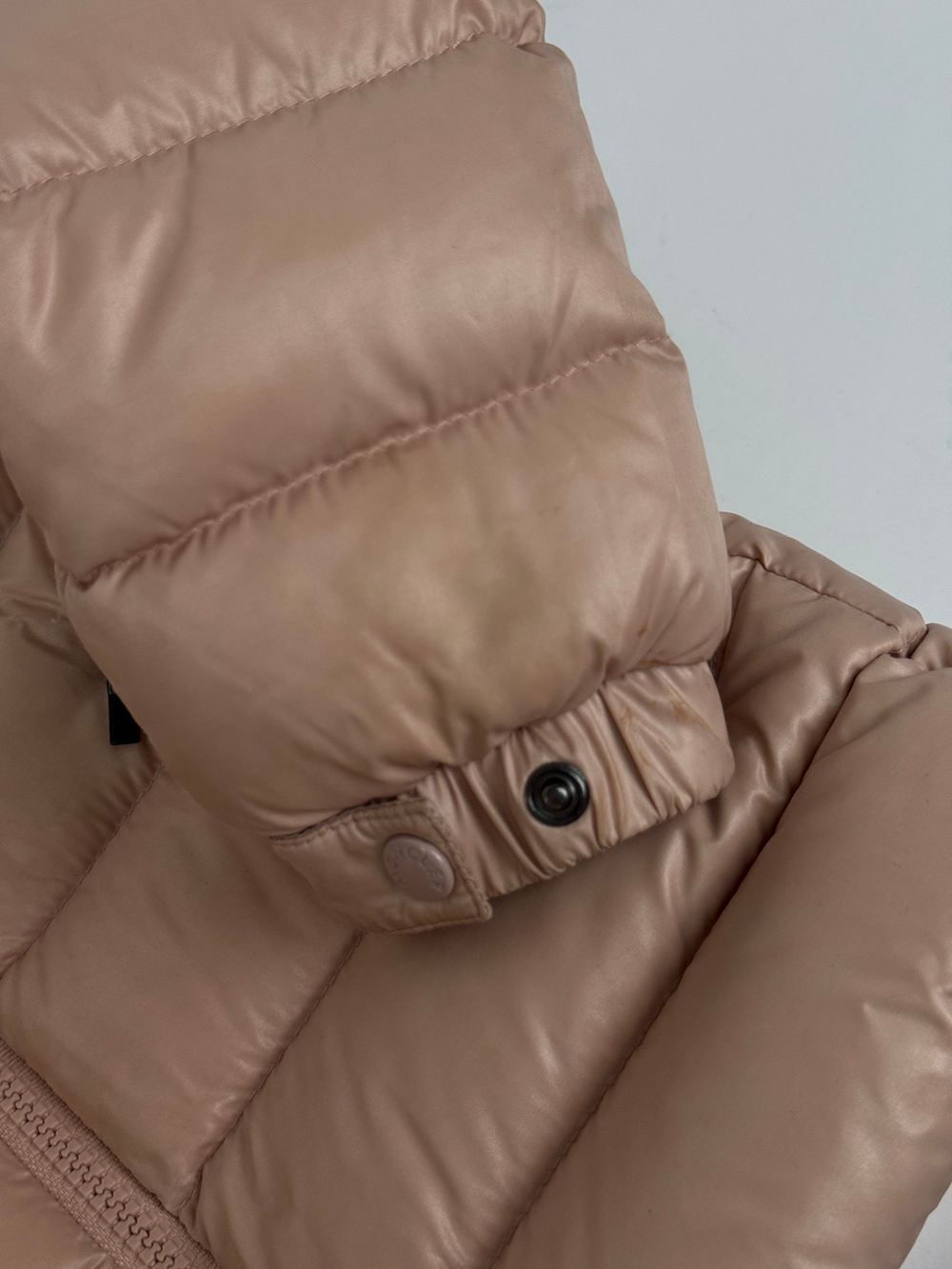 Пуховик Moncler