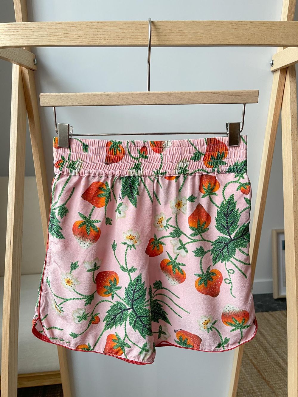 Шорты Gucci, 104