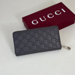 Кошелёк Gucci GG Emblem на молнии — тёмно-серый — фото 2