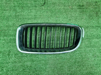 Решетка радиатора левая BMW 3er F30 (2011-2020)