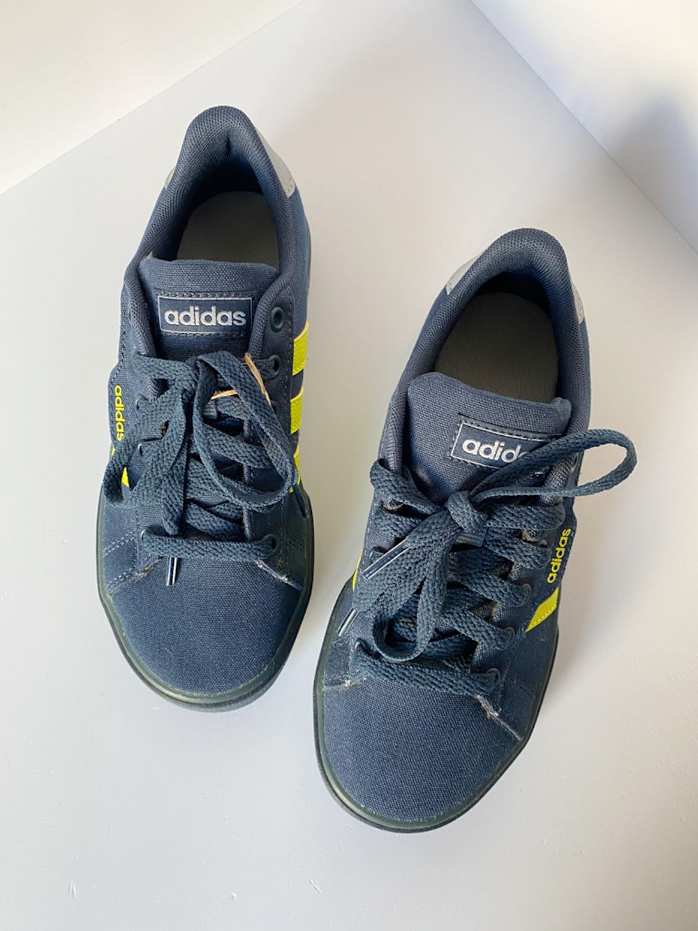 Новые текстильные кеды Adidas, 34