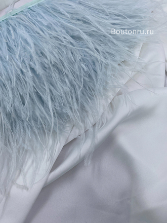 Перо бело-голубое