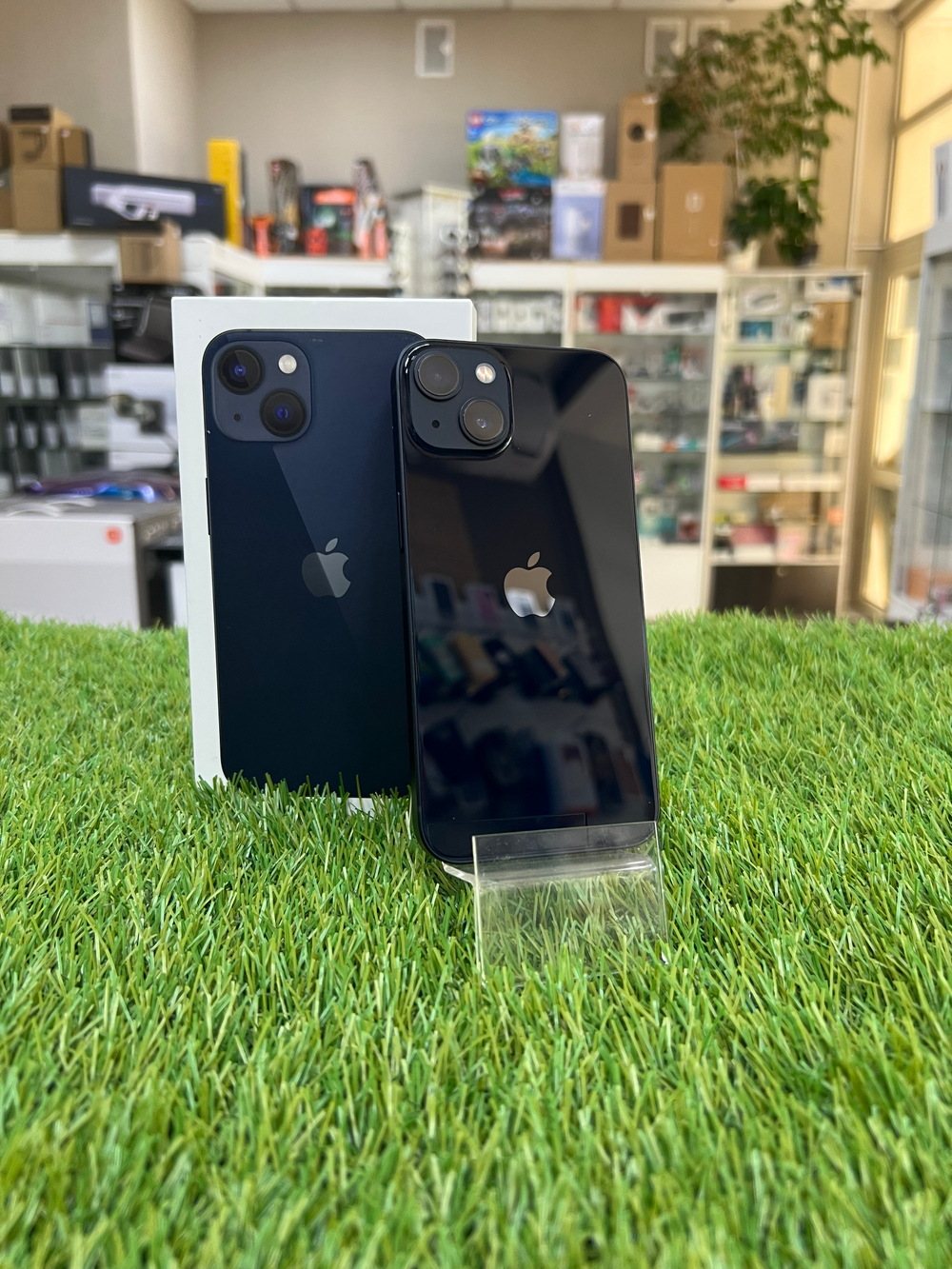 Б/У iPhone 13 128Gb Midnight