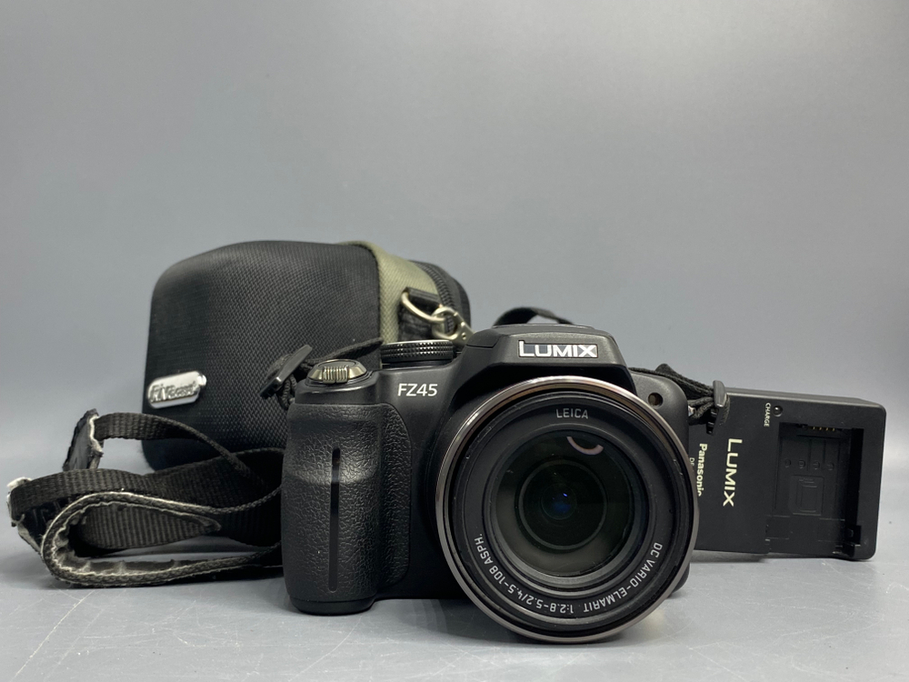 Panasonic Lumix DMC-FZ45