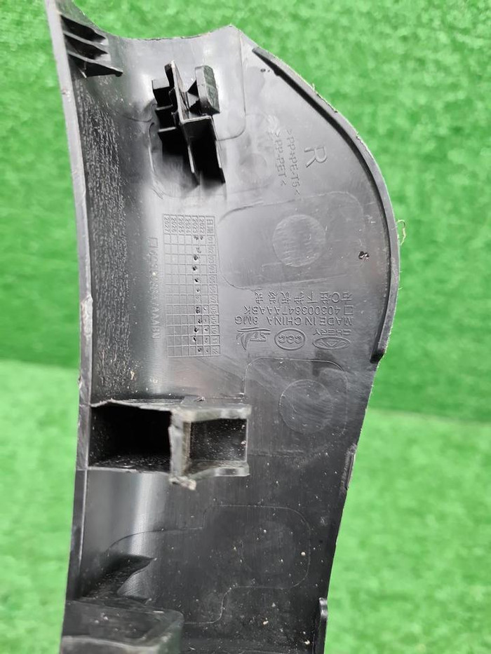 Обшивка багажника правая Chery Arrizo 8 (22-нв)