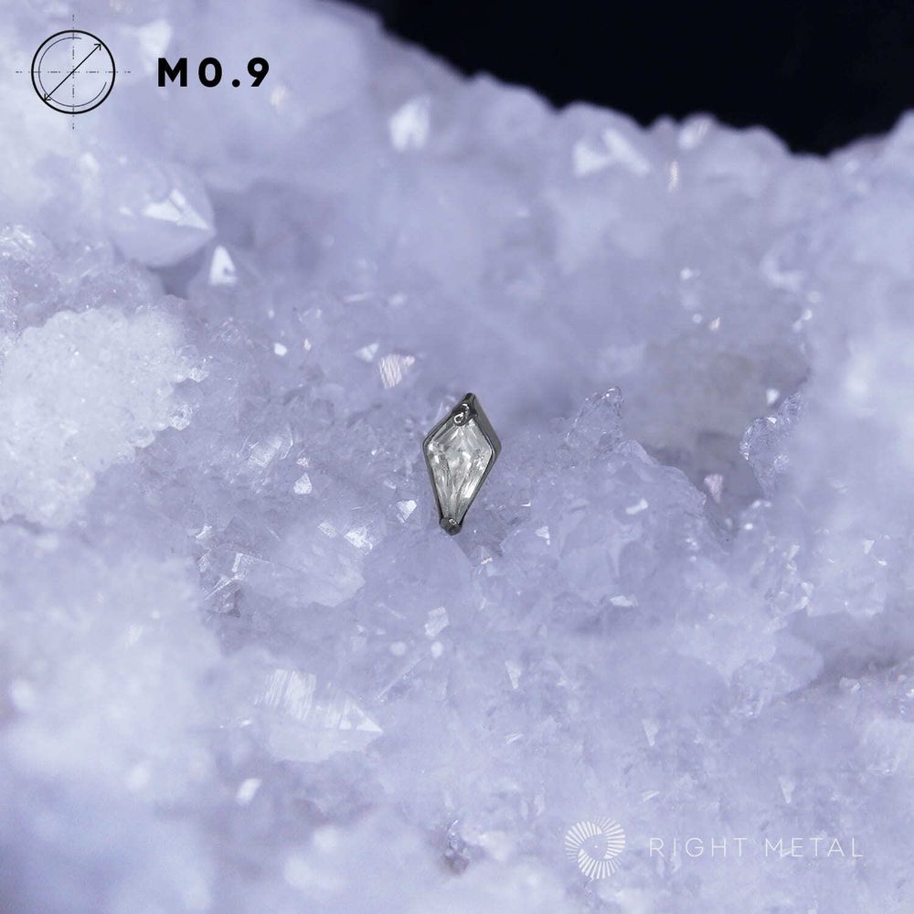 Rhomb Crystal