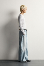 ДЖИНСЫ LOOSE BARREL FIT — ZARA