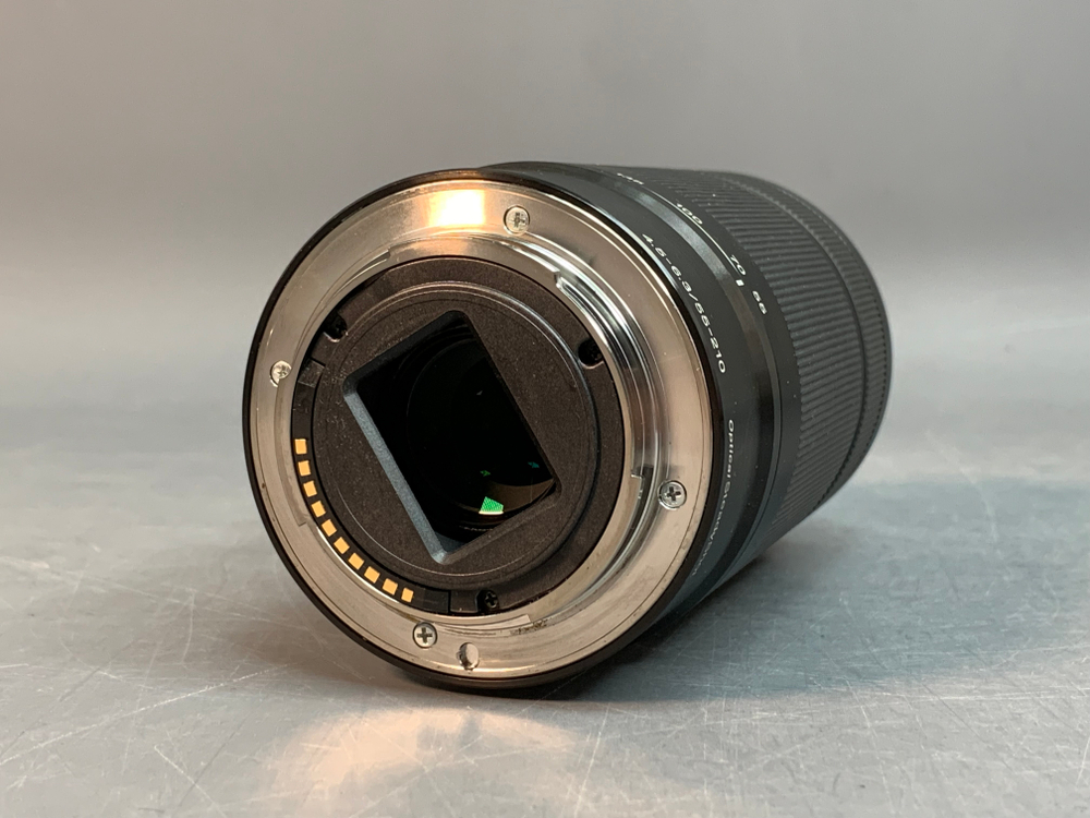 Sony 55-210mm f/4.5-6.3 E OSS