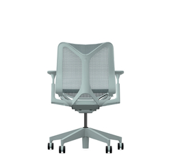 Кресло Herman Miller Cosm, низкая спинка, цвет Glacier, регулируемые подлокотники