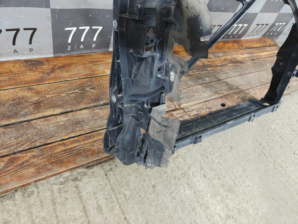 Панель передняя Skoda Octavia 3 (A7) 13-20 Б/У Оригинал 5EU805588C
