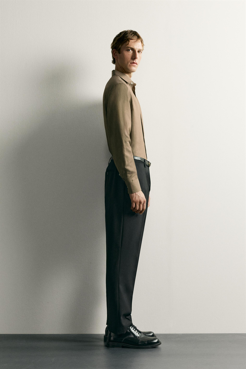РУБАШКА REGULAR FIT ИЗО ЛЬНА И ЛИОЦЕЛЛА — ZARA