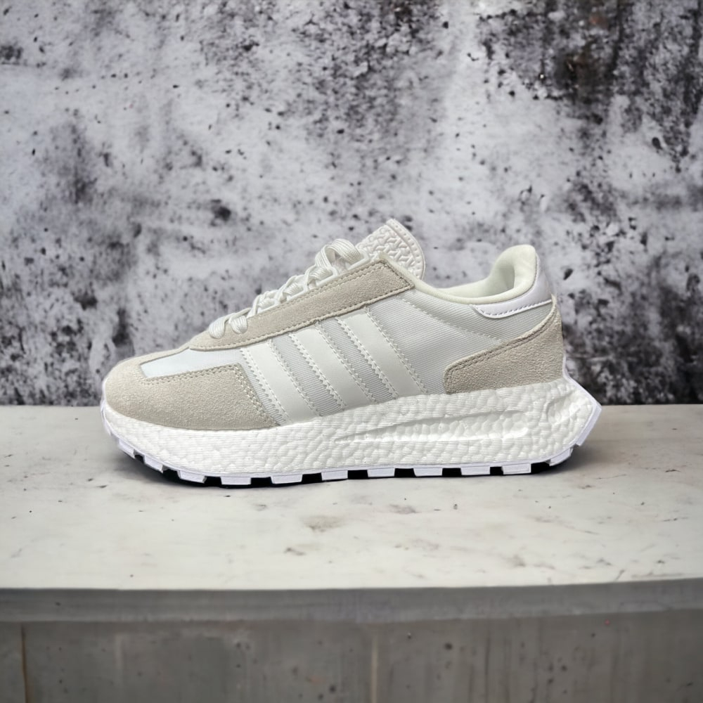 Adidas Retropy E5 • White