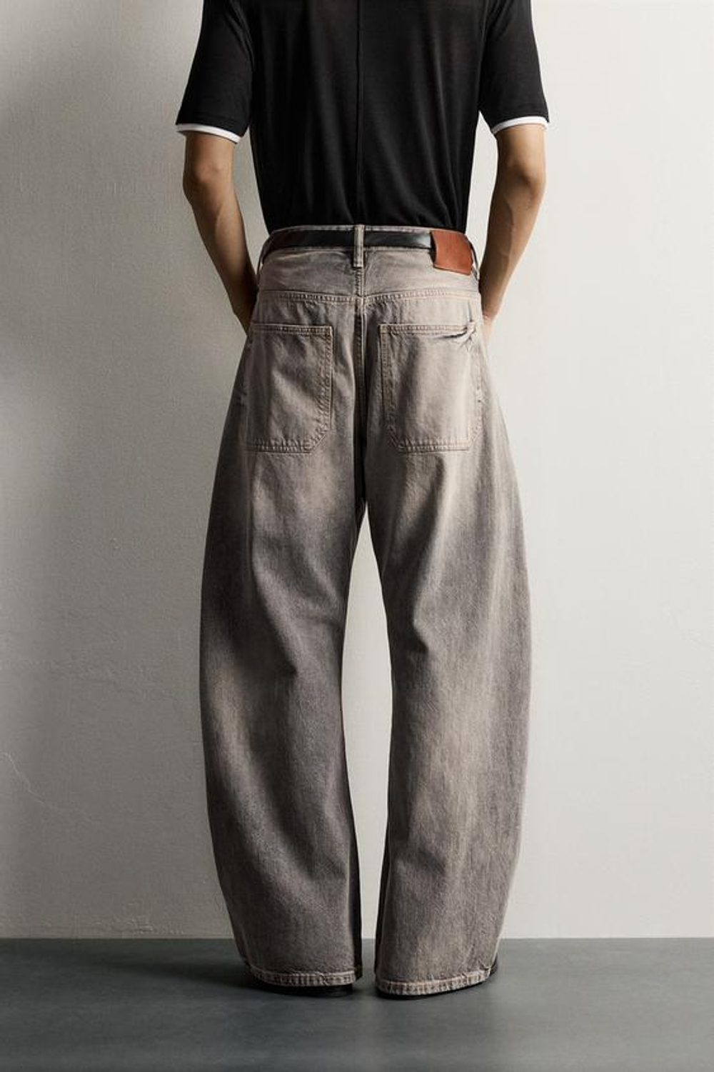 ZARA ДЖИНСЫ LOOSE BARREL FIT, СЕРЫЙ