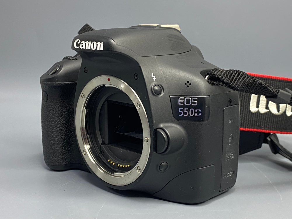 Canon EOS 550D Body