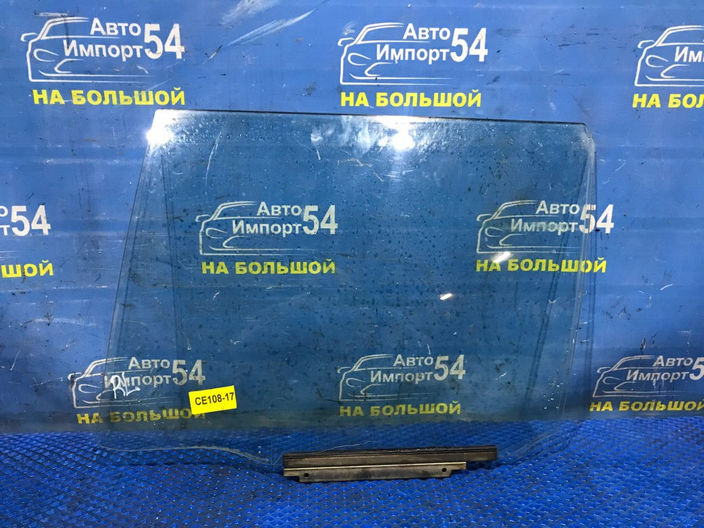 Стекло двери задней левой TOYOTA COROLLA 1995