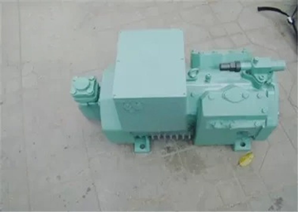 Полугерметичный поршневой холодильный компрессор 2HES-1Y с мощность 1 л.с.