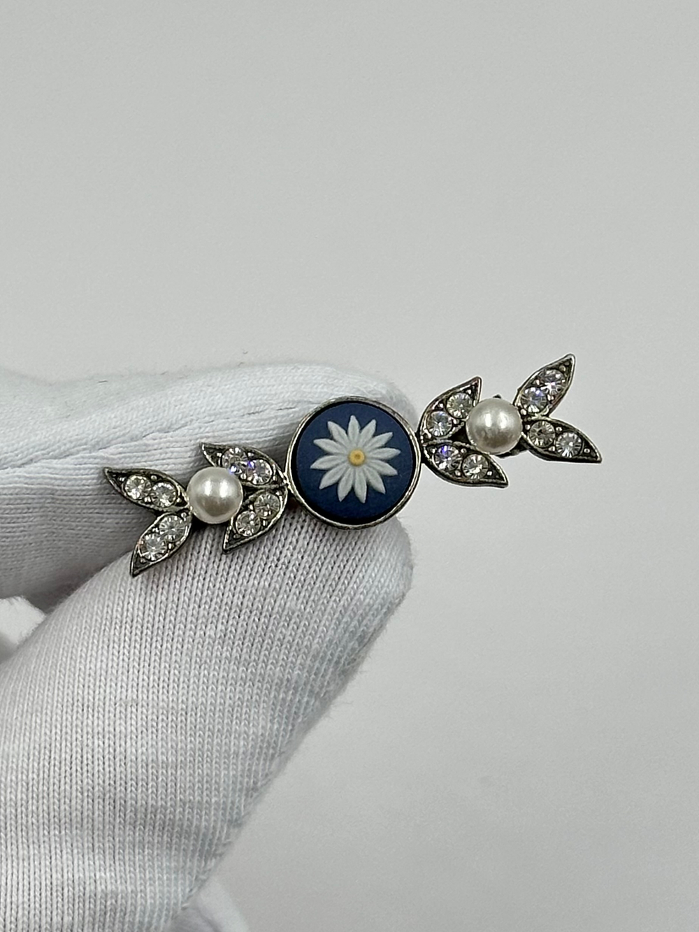 Брошь Wedgwood «Daisy»