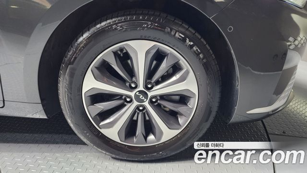KIA K8 Noblesse — 2023