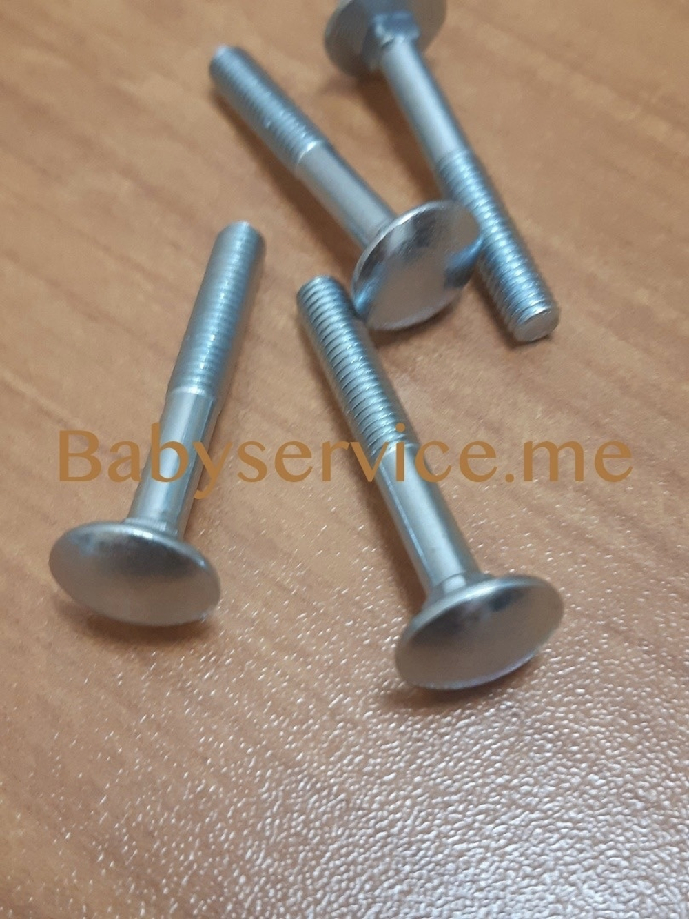 Болт капюшона 5*35