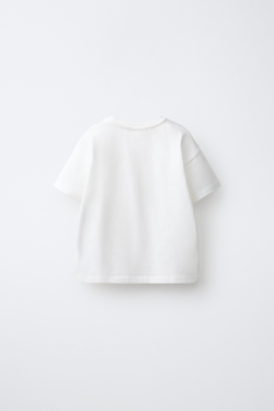 ZARA ОДНОТОННАЯ ФУТБОЛКА С ВЫШИВКОЙ «СЕРДЦЕ», БЕЛЫЙ