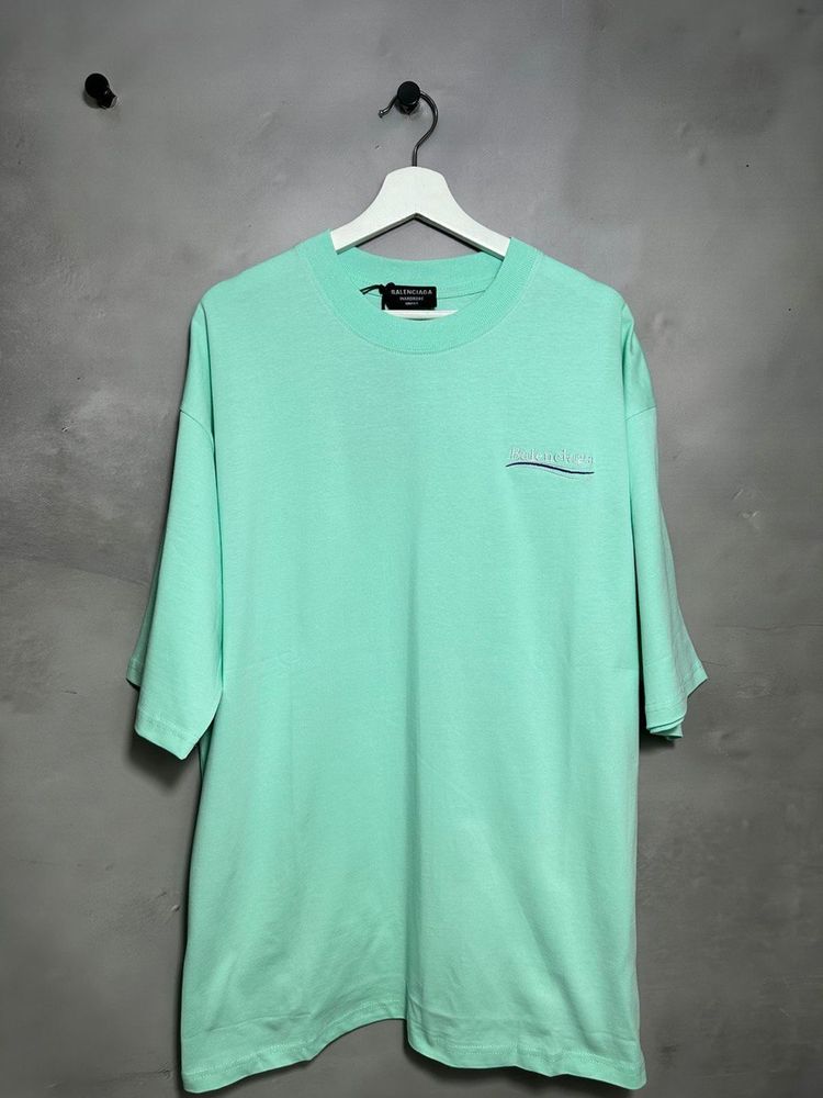 Футболка Balenciaga