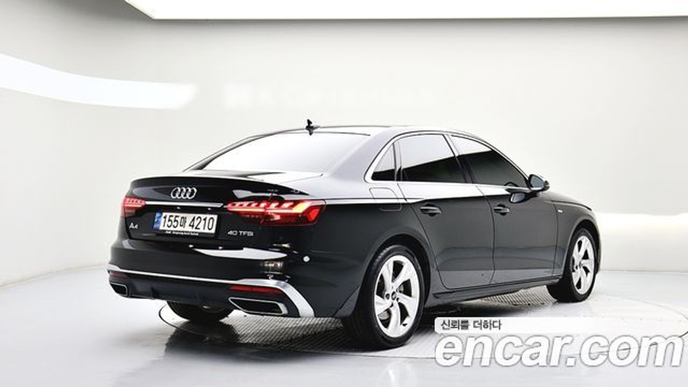 Audi A4 40 TFSI Premium — 2022