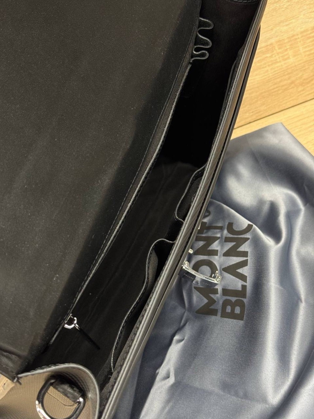 Портфель Montblanc
