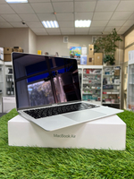 Б/У MacBook Air 13 2020 8/256 Gb 777 циклов