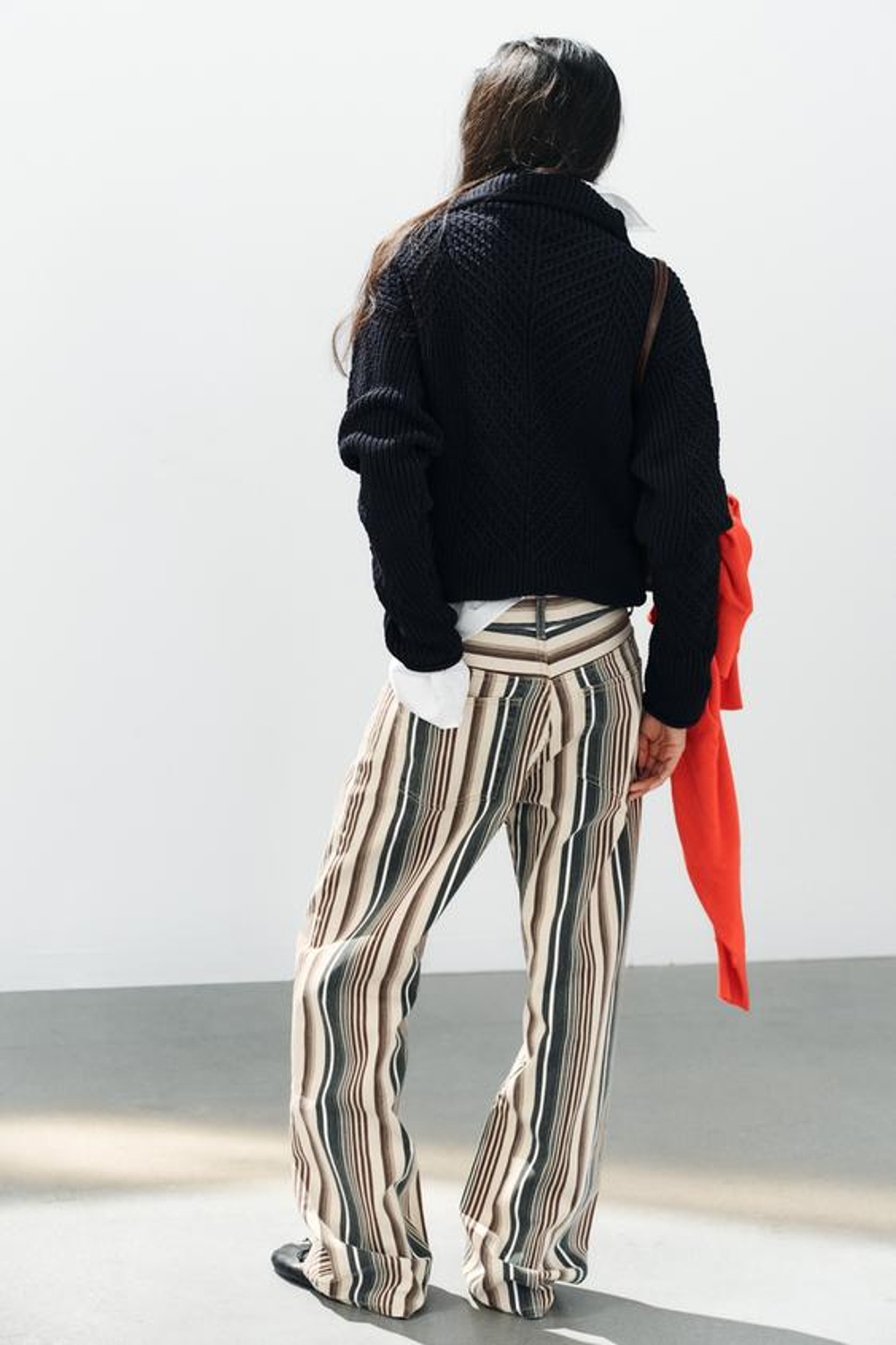 ZARA ДЖИНСЫ TRF BOYFRIEND СО СРЕДНЕЙ ПОСАДКОЙ, ПОЛОСКИ